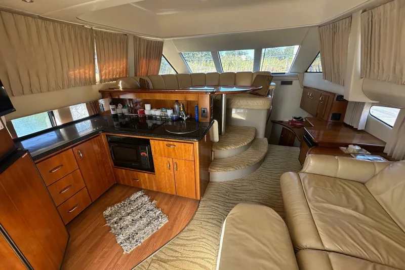 Slide: The Image of Carver Yachts 360 Sport Sedan 2005 - 6953606
