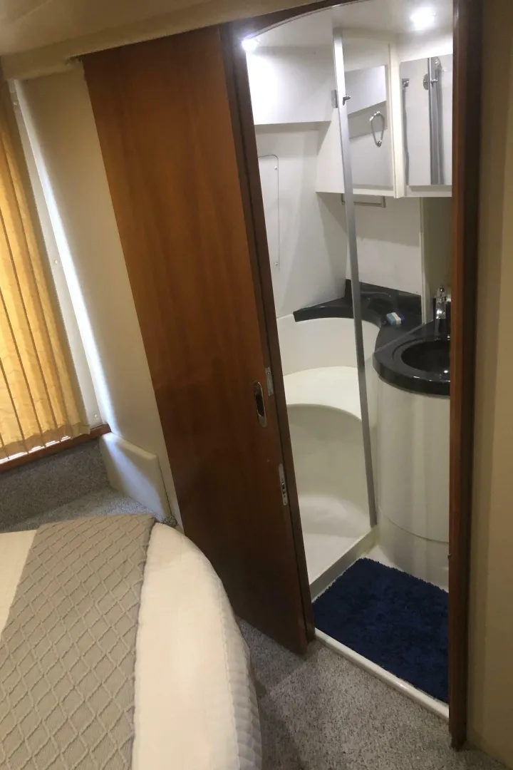 Slide: The Image of Carver Yachts 41 Cockpit Motor Yacht 2005 - 6953904