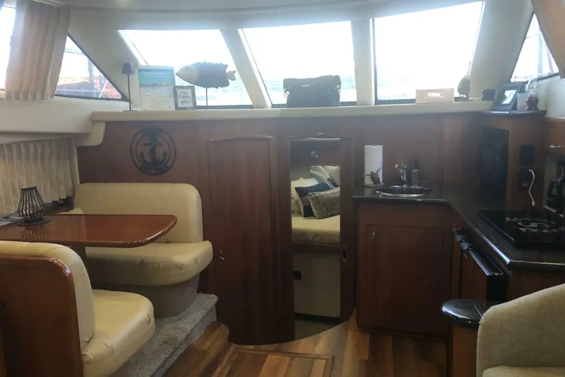 Slide: The Image of Carver Yachts 41 Cockpit Motor Yacht 2005 - 6953819