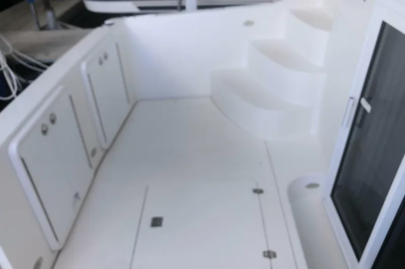 Slide: The Image of Carver Yachts 41 Cockpit Motor Yacht 2005 - 7239187