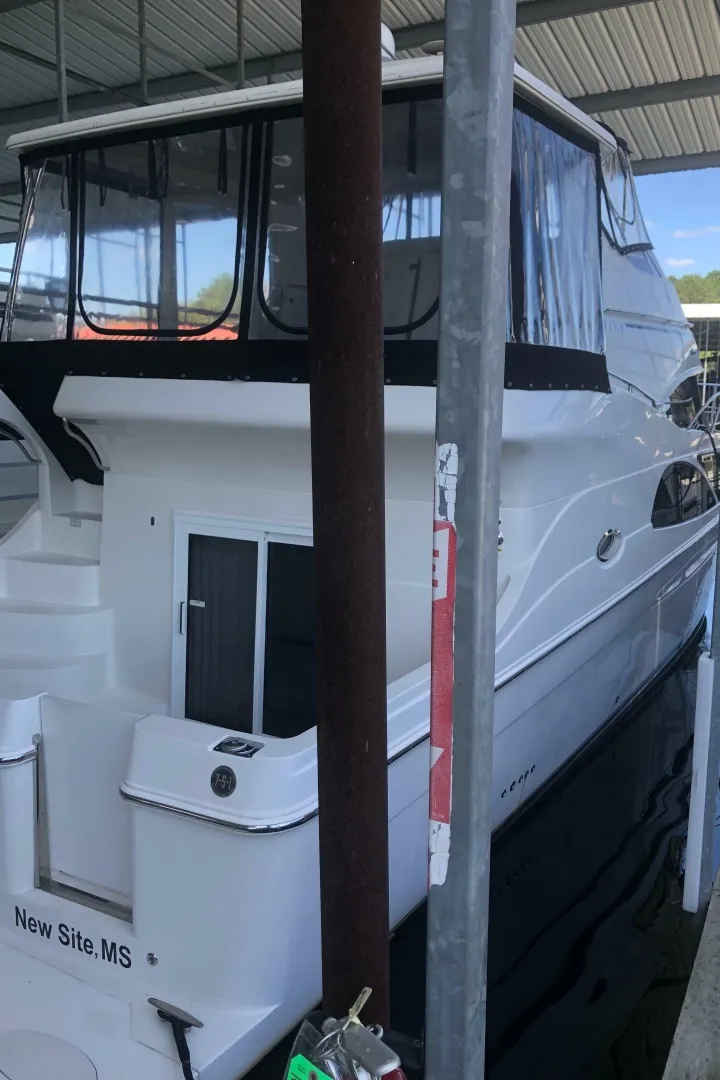 Slide: The Image of Carver Yachts 41 Cockpit Motor Yacht 2005 - 7239170