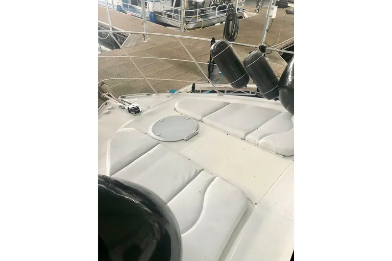 Slide: The Image of Carver Yachts 444 Cockpit Motor Yacht 2005 - 6953750