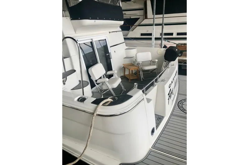Slide: The Image of Carver Yachts 444 Cockpit Motor Yacht 2005 - 6953698