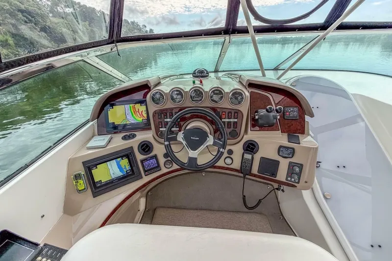 Slide: The Image of Carver Yachts 56 Voyager 2005 - 6953836