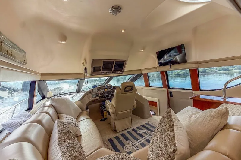 Slide: The Image of Carver Yachts 56 Voyager 2005 - 6953767