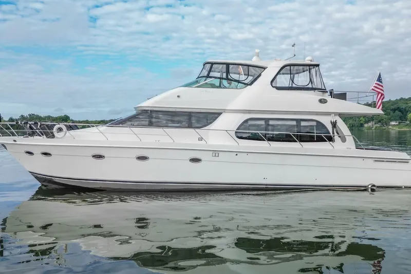 The Image of Carver Yachts 56 Voyager 2005 - 7239196