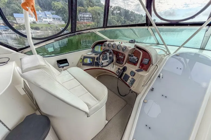 Slide: The Image of Carver Yachts 56 Voyager 2005 - 6953833