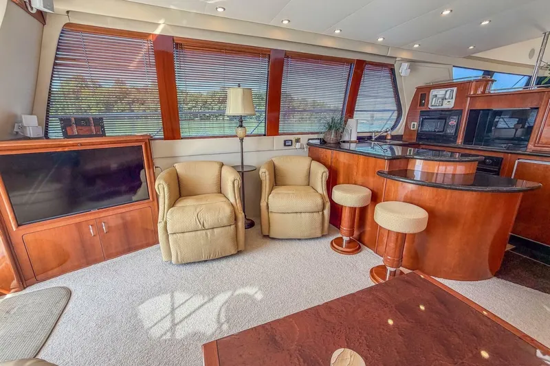 Slide: The Image of Carver Yachts 570 Voyager Pilothouse 2005 - 6987481