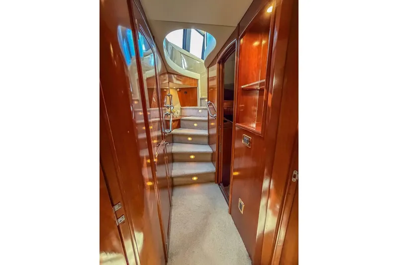 Slide: The Image of Carver Yachts 570 Voyager Pilothouse 2005 - 6987617