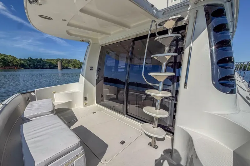 Slide: The Image of Carver Yachts 570 Voyager Pilothouse 2005 - 7239265
