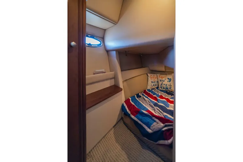 Slide: The Image of Meridian 341 Sedan 2005 - 7153199