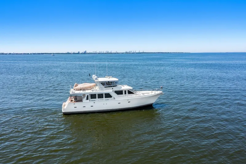 Slide: The Image of Offshore 66 Pilot House 2005 - 6954405