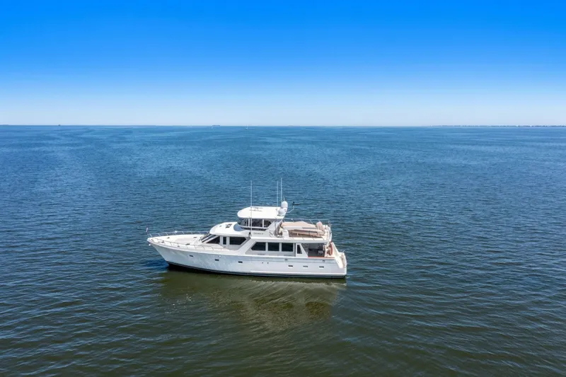 Slide: The Image of Offshore 66 Pilot House 2005 - 6954387