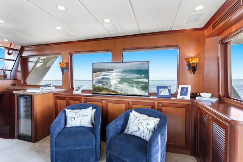 Slide: The Image of Offshore 66 Pilot House 2005 - 6954182