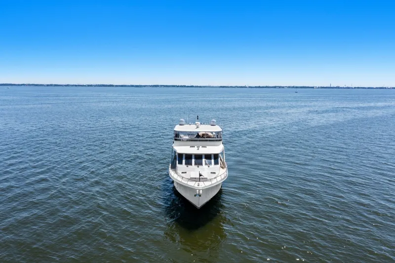 Slide: The Image of Offshore 66 Pilot House 2005 - 6954396