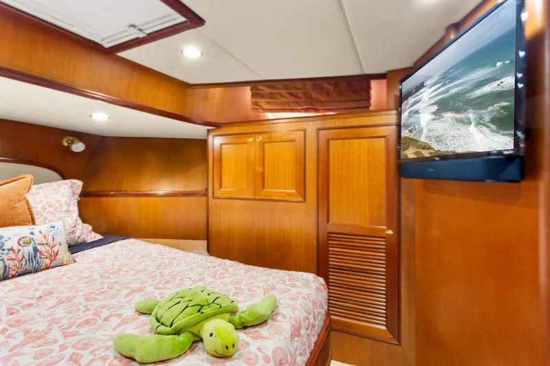 Slide: The Image of Offshore 66 Pilot House 2005 - 6954250