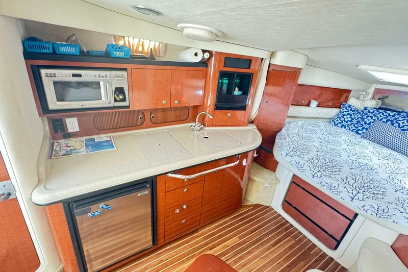 Slide: The Image of Sea Ray 340 Sundancer 2005 - 6954420