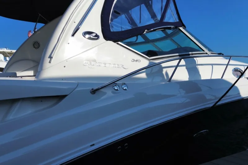 Slide: The Image of Sea Ray 340 Sundancer 2005 - 6954434