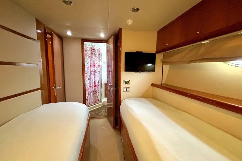 Slide: The Image of Sunseeker 75 Yacht 2005 - 7240182