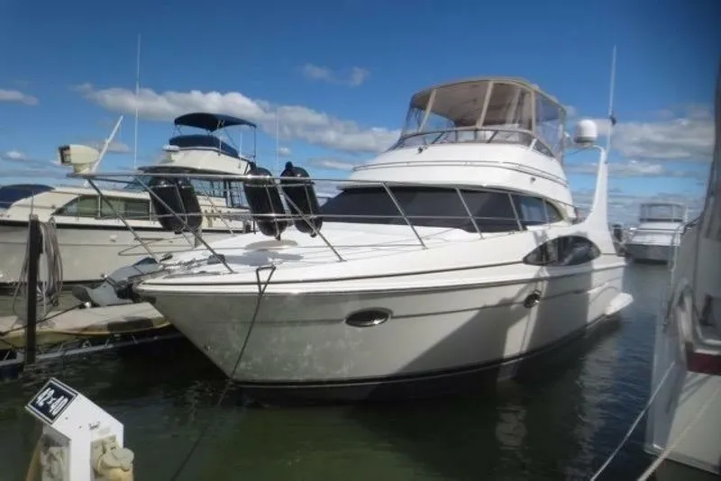 Slide: The Image of Carver Yachts 420 Mariner 2004 - 6906256