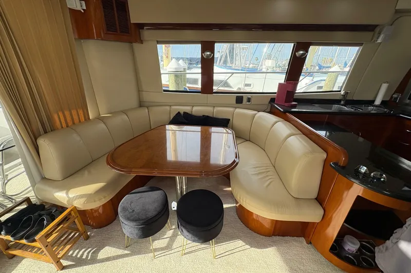 Slide: The Image of Carver Yachts 560 Voyager 2004 - 6954732