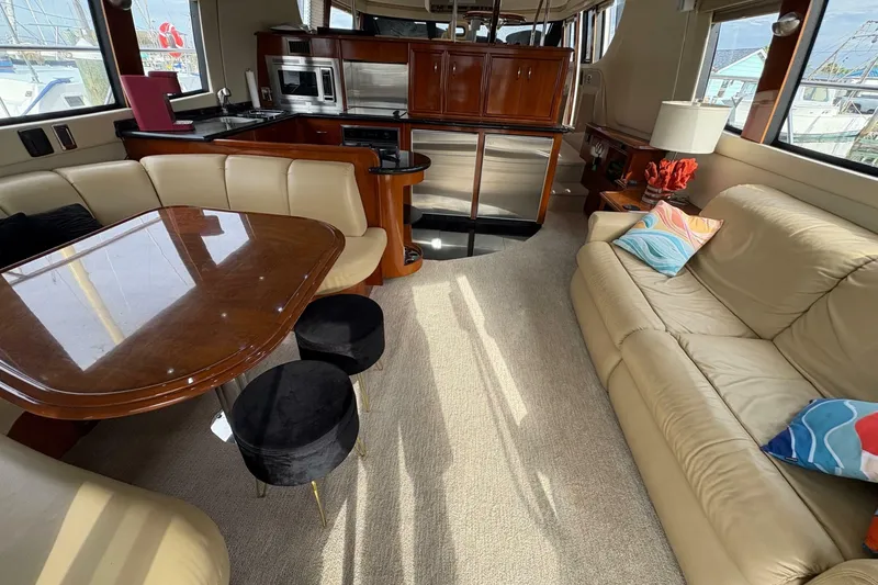 Slide: The Image of Carver Yachts 560 Voyager 2004 - 6954904