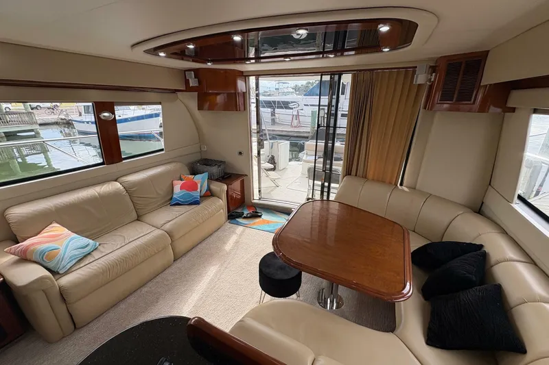 Slide: The Image of Carver Yachts 560 Voyager 2004 - 6954874