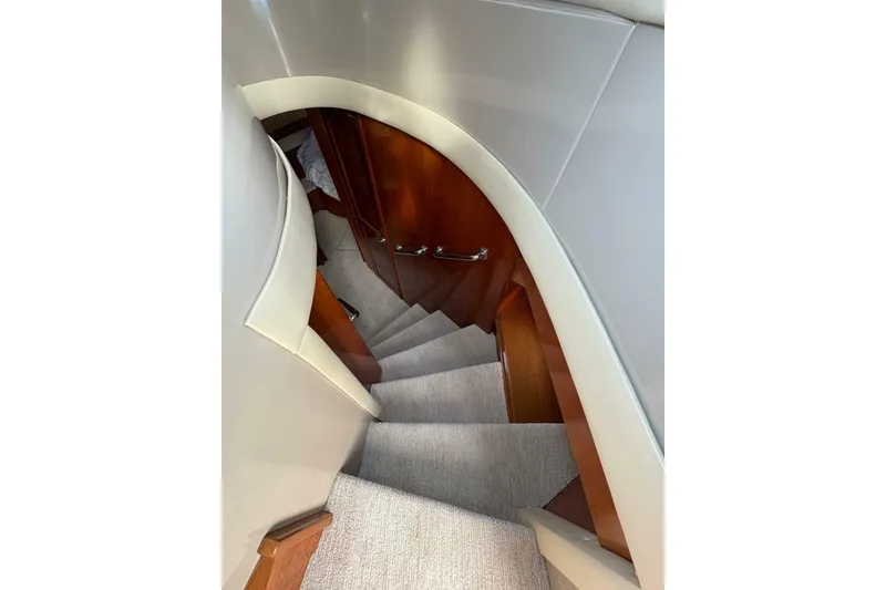 Slide: The Image of Carver Yachts 560 Voyager 2004 - 6954817