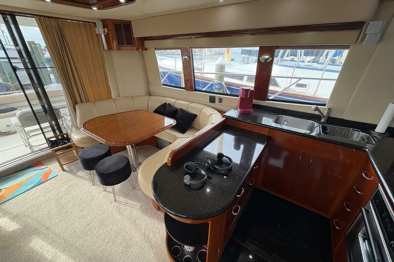 Slide: The Image of Carver Yachts 560 Voyager 2004 - 6954880