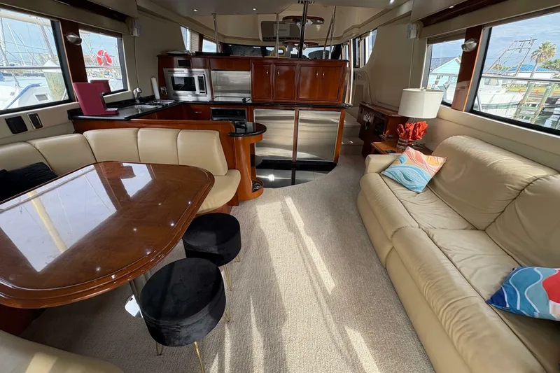 Slide: The Image of Carver Yachts 560 Voyager 2004 - 6954899