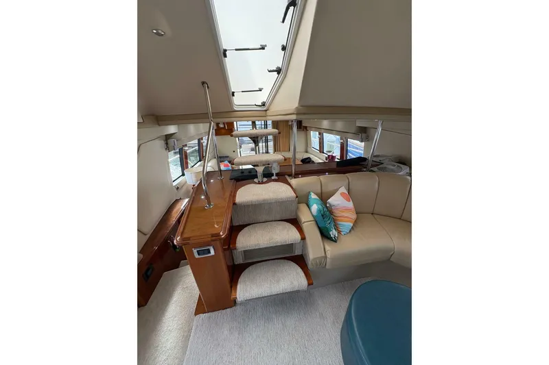 Slide: The Image of Carver Yachts 560 Voyager 2004 - 7240489