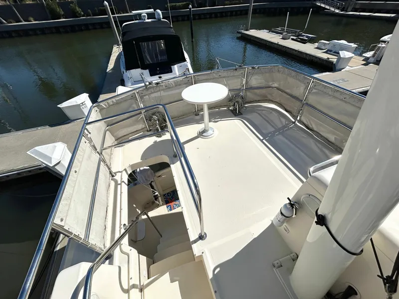 Slide: The Image of Mainship 400 Trawler 2004 - 6954872