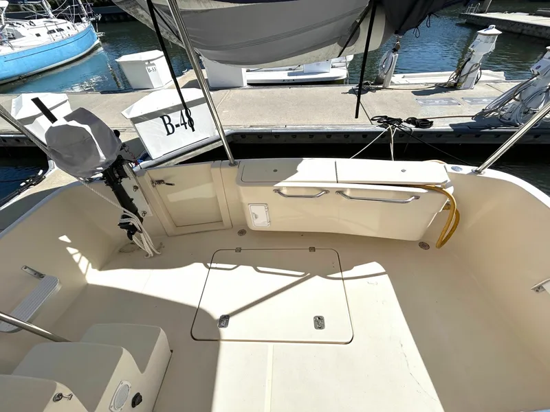 Slide: The Image of Mainship 400 Trawler 2004 - 7393277
