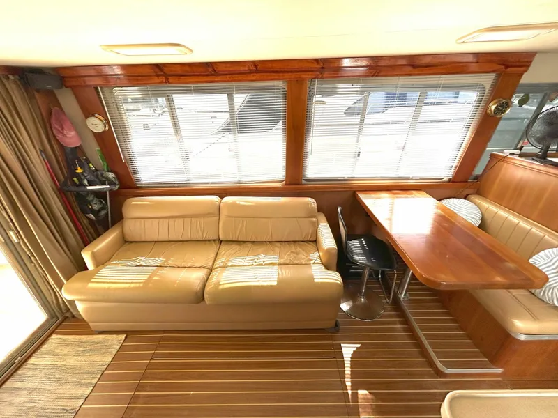 Slide: The Image of Mainship 400 Trawler 2004 - 6954942