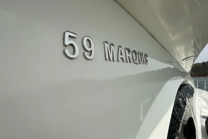 Slide: The Image of Marquis 59 2004 - 6954962