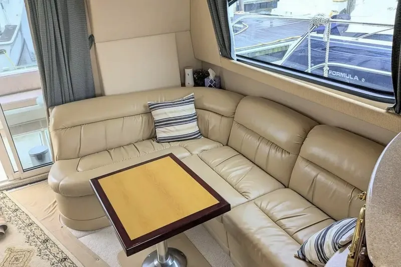 Slide: The Image of Meridian 411 Sedan 2004 - 6906708