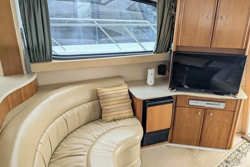 Slide: The Image of Meridian 411 Sedan 2004 - 6906706