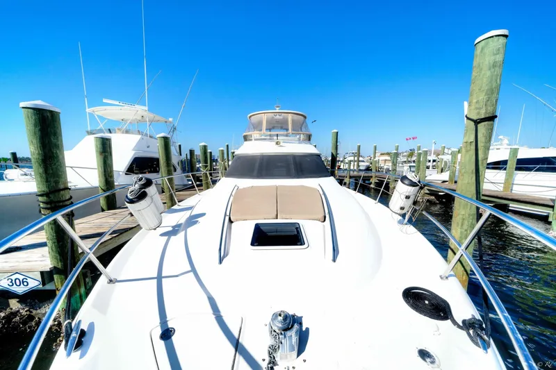 Slide: The Image of Sea Ray 480 Sedan Bridge 2004 - 6955016
