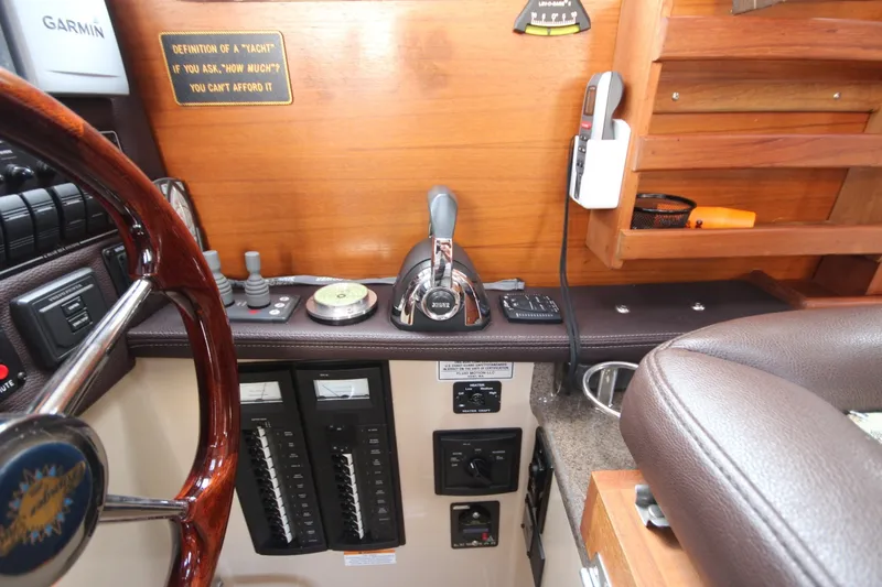 Slide: The Image of Ranger Tug R-25 SC 2013 - 6910153