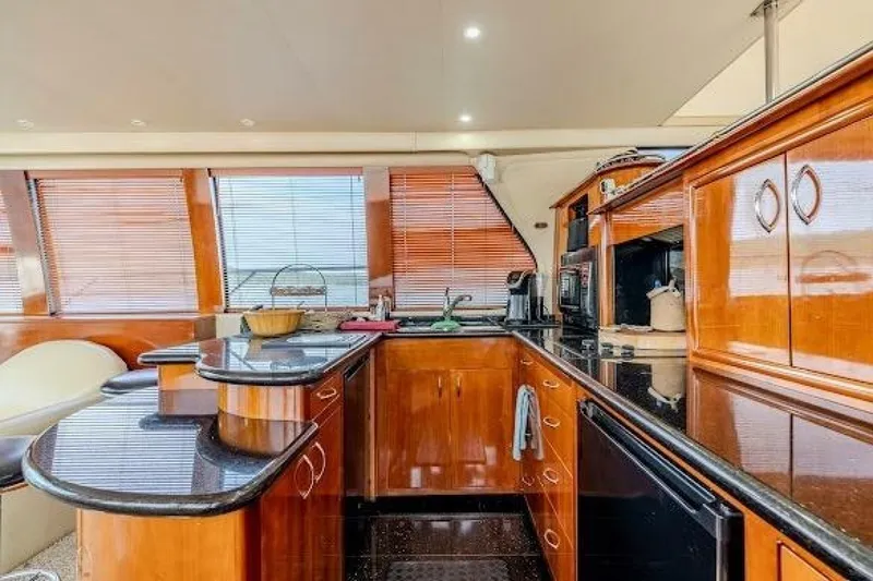 Slide: The Image of Carver Yachts 570 Voyager Pilothouse 2003 - 7240894