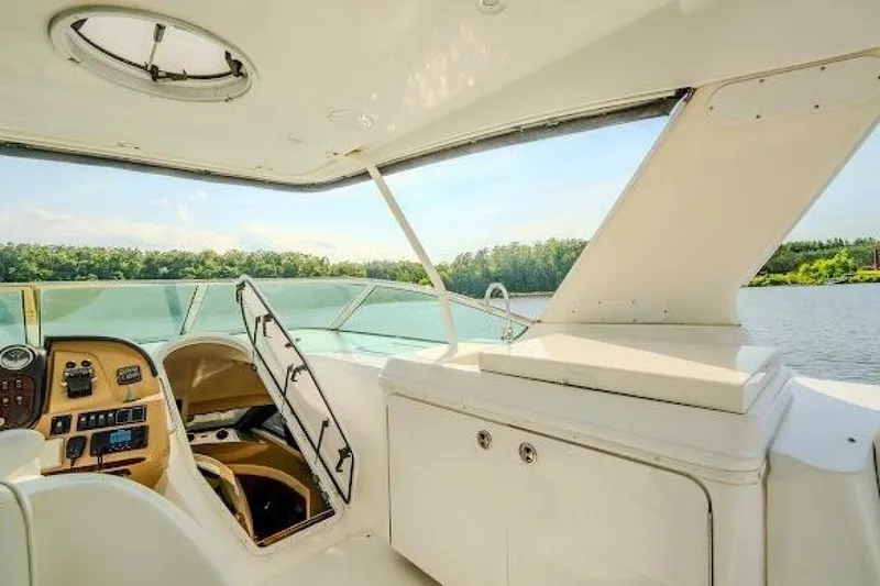 Slide: The Image of Carver Yachts 570 Voyager Pilothouse 2003 - 7240862