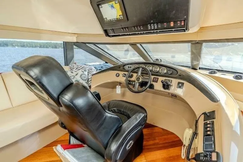 Slide: The Image of Carver Yachts 570 Voyager Pilothouse 2003 - 7240904