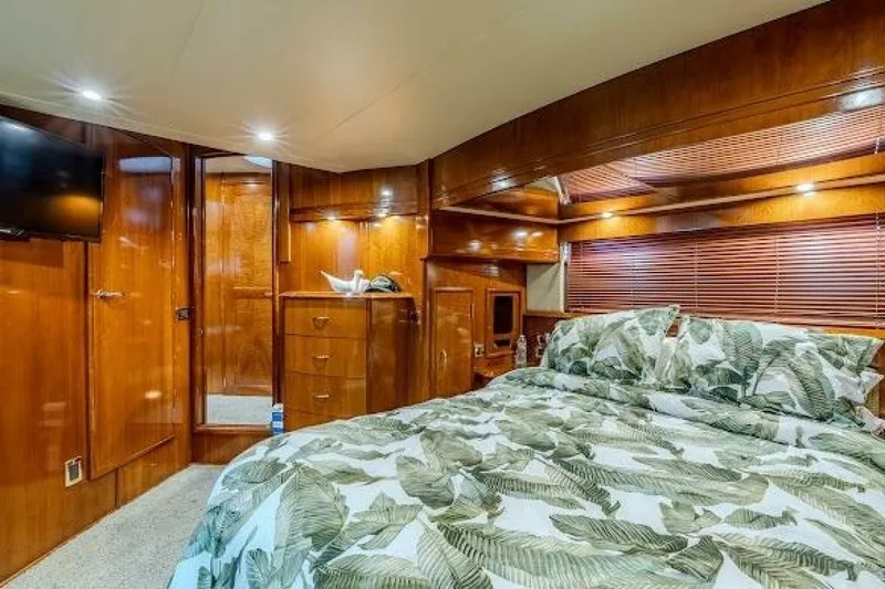 Slide: The Image of Carver Yachts 570 Voyager Pilothouse 2003 - 7240924