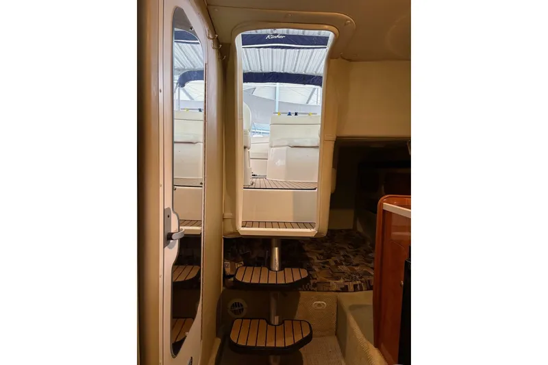 Slide: The Image of Rinker Fiesta Vee 270 2003 - 7241195