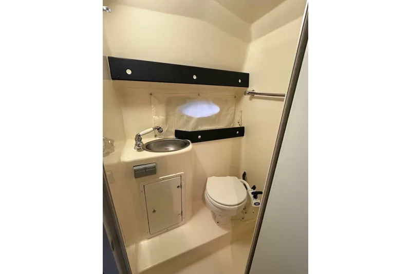 Slide: The Image of Rinker Fiesta Vee 270 2003 - 7241186