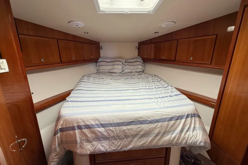 Slide: The Image of Bertram 390 Convertible 2002 - 6955711