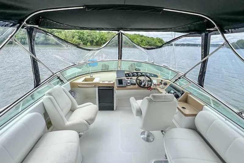 Slide: The Image of Carver Yachts 350 Mariner 2002 - 7241424