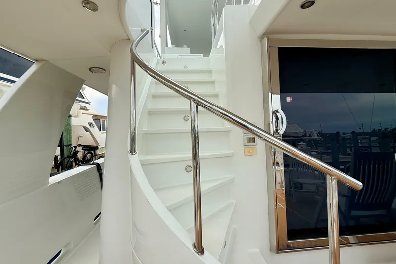 Slide: The Image of Cheoy Lee 72 Raised Pilot House Motor Yacht 2002 - 7241626