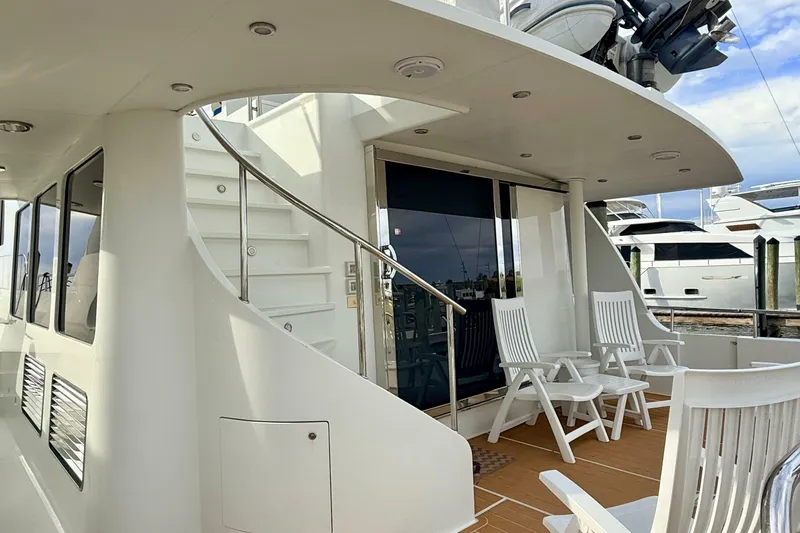 Slide: The Image of Cheoy Lee 72 Raised Pilot House Motor Yacht 2002 - 7393839