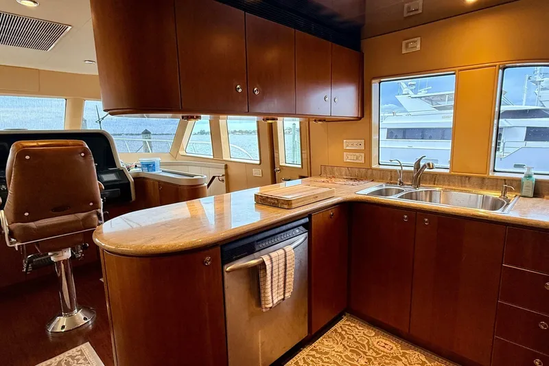 Slide: The Image of Cheoy Lee 72 Raised Pilot House Motor Yacht 2002 - 6955812